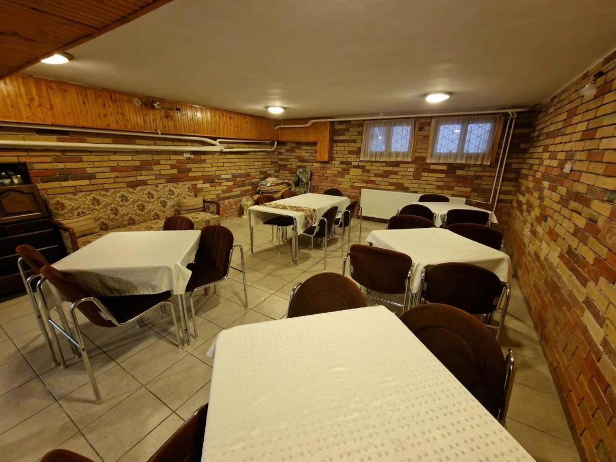 מלון בודפשט Tang House 唐舍 מראה חיצוני תמונה