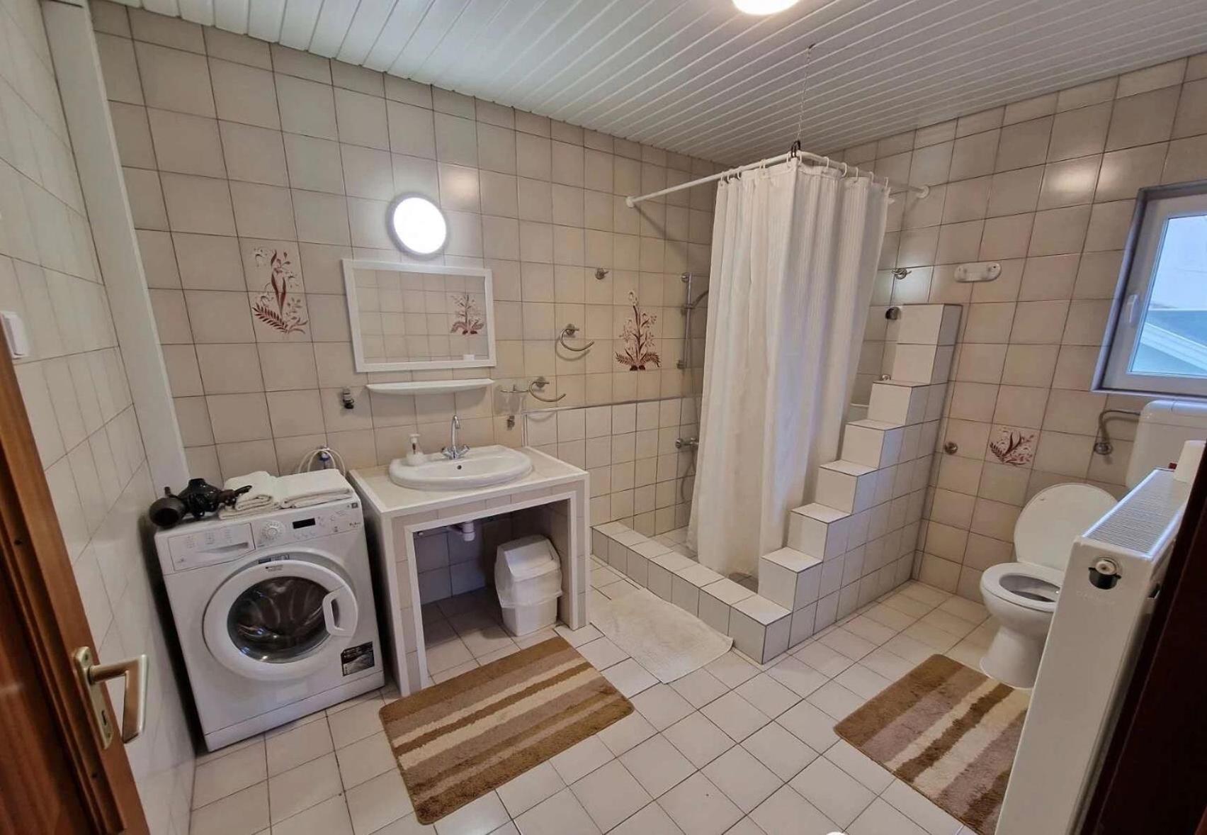 מלון בודפשט Tang House 唐舍 מראה חיצוני תמונה
